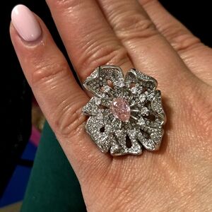 925 Sterling Silver. Hupoallergenic Sterling Silver and PinkTeardrop Floral Ring